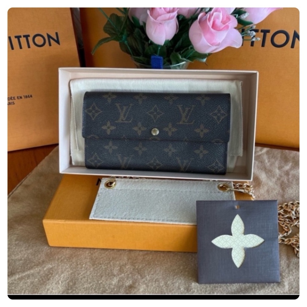 Authentic Louis Vuitton Sarah long wallet🤎💛🤎🤎